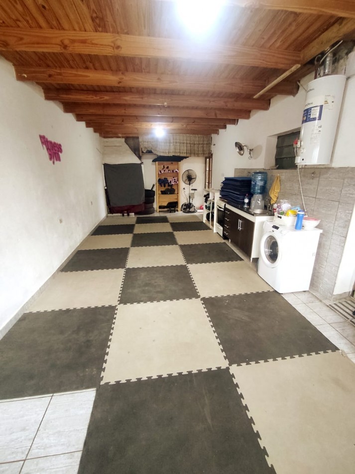 DOS CASAS EN EL MISMO TERRENO