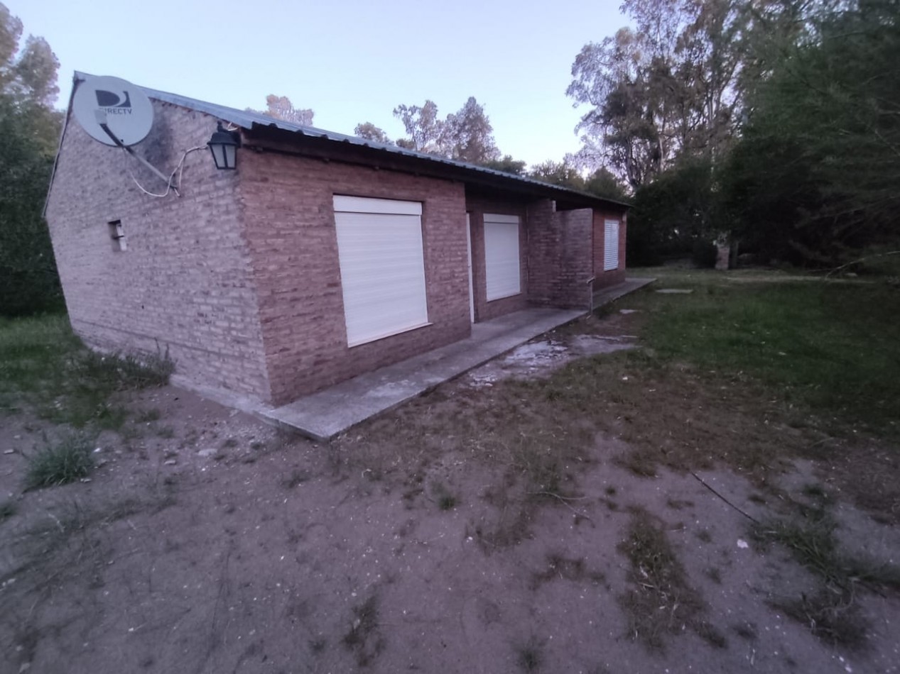 2 CASAS EN ESPEJO EN SAUCE GRANDE, MONTE HERMOSO