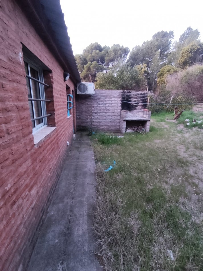 2 CASAS EN ESPEJO EN SAUCE GRANDE, MONTE HERMOSO