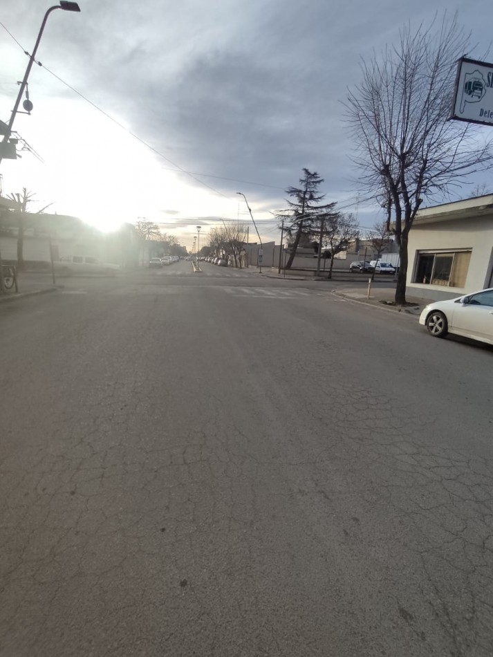 TERRENO CON ENTRADA SOBRE AVENIDA SANTAGADA