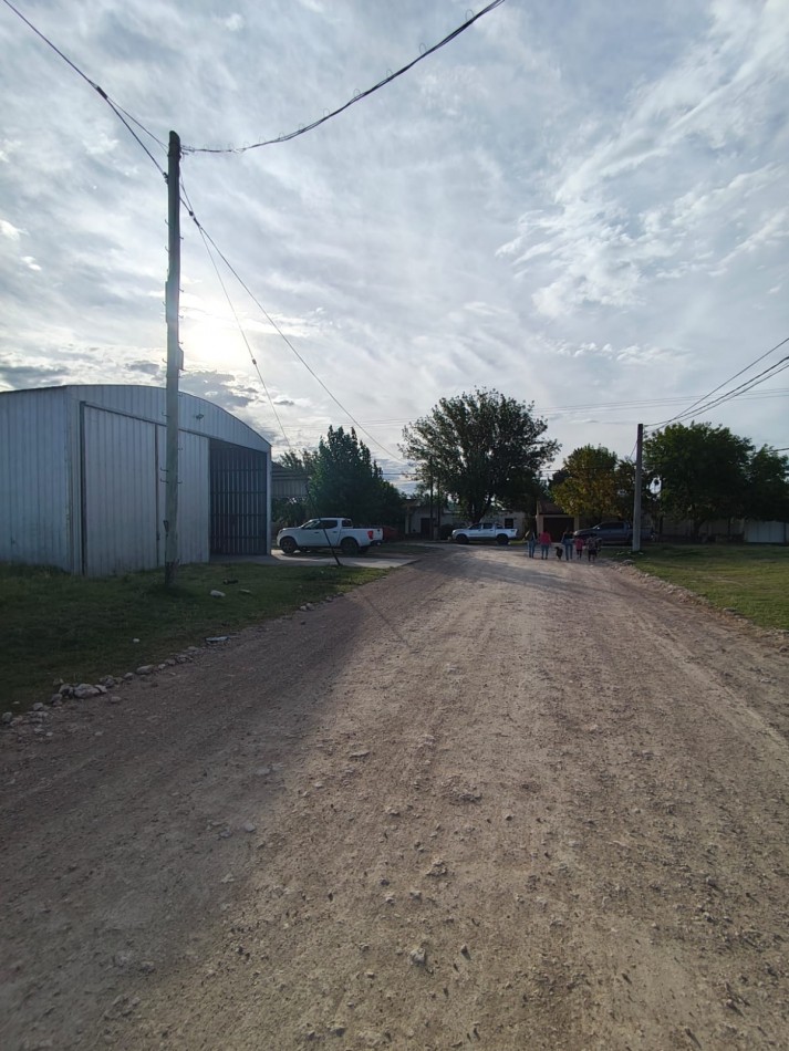 TERRENO CON GRAN FRENTE