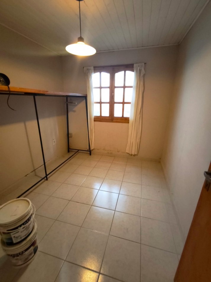 LOCAL CENTRICO CON CASA